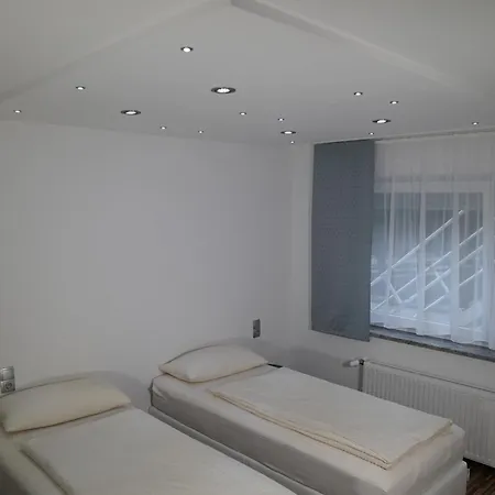 Dreams Im Erdgeschoss Apartment Koetz