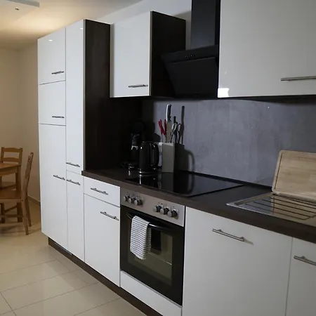 Dreams Im Erdgeschoss * Koetz